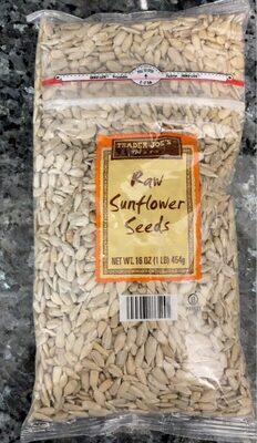 Raw sunflower seeds