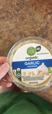 GARLIC HUMMUS