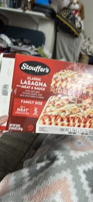 Classic Lasagna with Meat & Sauce