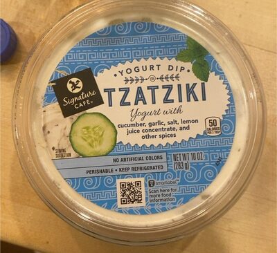 Yogurt dip with cucumber