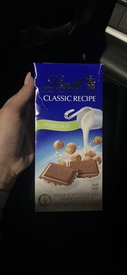 Classic Recipe Milk Chocolate with Hazelnuts