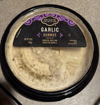 Roasted garlic hummus