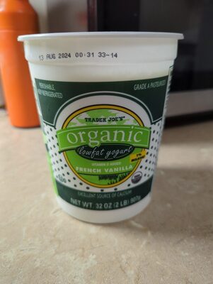 Organic low fat yogurt - French vanilla