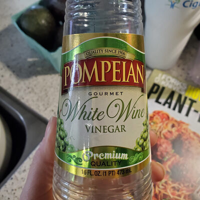 White wine vinegar, white wine