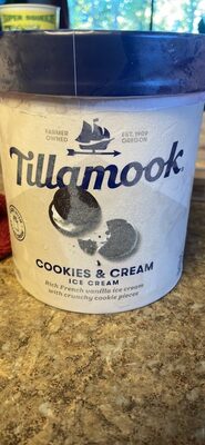 COOKIES & CREAM ICE CREAM