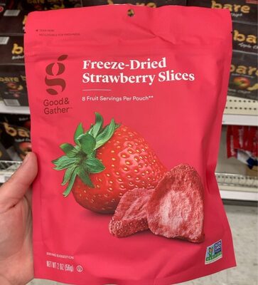 Freeze dried strawberry slices