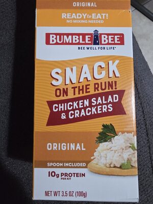 Snack on the run chicken salad with crackers