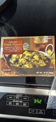 Palak Paneer Spinach & Paneer Cheese with Spices and Chili