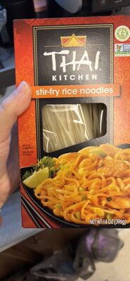 stir-fry rice noodles