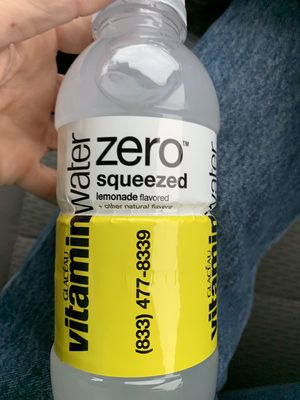 Vitaminwater zero squeezed lemonade