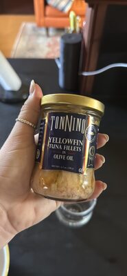 YELLOWFIN TUNA FILLETS IN OLIVE OIL