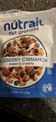 nut granola blueberry cinnamon sweet & crunchy