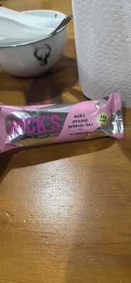 salty peanut protein bar