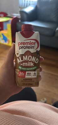 ALMOND milk NON-DAIRY PROTEIN SHAKE COFFEE