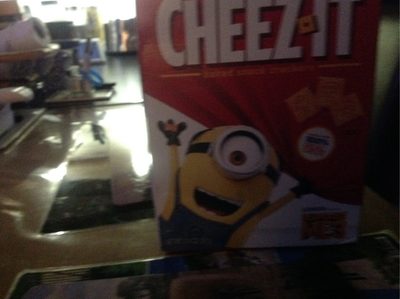 Baked snack crackers