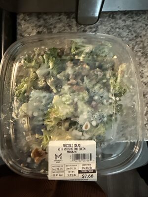 Broccoli Salad With Raisins And Bacon