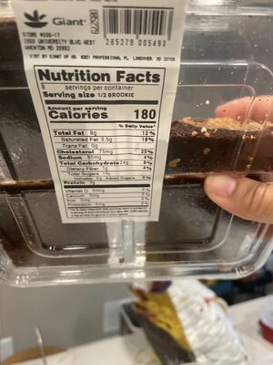 Brookie Chocolate Chip Cookie brownie