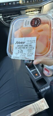 Cantaloupe chunks small