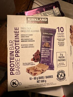 Chi lately Chunks Cookie Dough Protein Bar