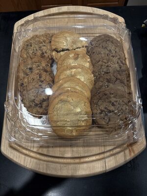 Chocolate Chunk Pecan Cookie