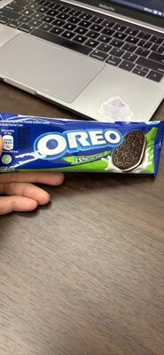 Chocolate Sandwich Cookies with Vanilla Flavored Cream