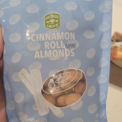 Cinnamon Roll Almond
