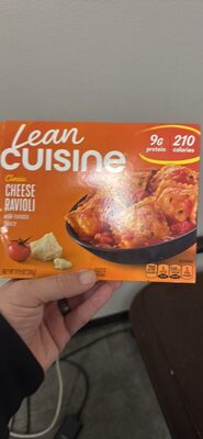 Classic Cheese Ravioli with tomato sauce