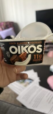 COCONUT NONFAT YOGURT WITH HONEY PRALINE ALMONDS & DARK CHOCOLATE