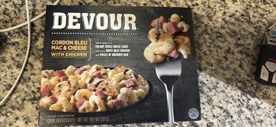 CORDON BLEU MAC & CHEESE WITH CHICKEN