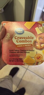 Craveable Combos Cheese & Pretzels
