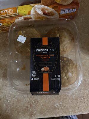 Cream Cheese Filled Pumpkin Muffin