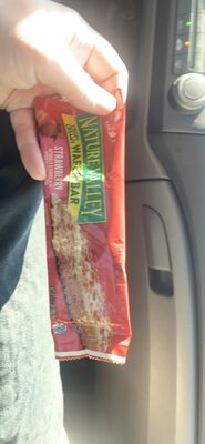 CRISPY WAFER BAR STRAWBERRY