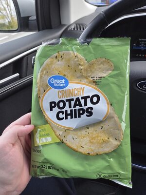Crunchy Potato Chips Sour Cream and Onion