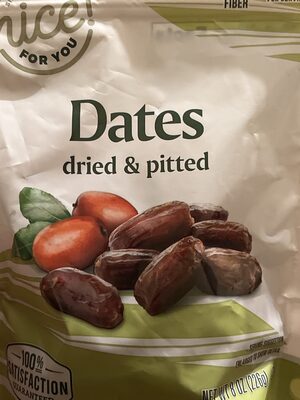 Dates dried and pitted