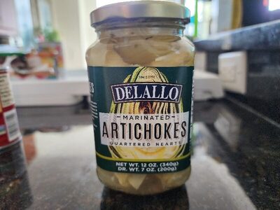 Delallo, quartered & marinated artichoke hearts