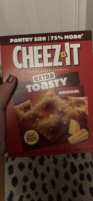extra toasty original baked snack crackers