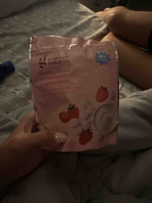 Freeze-dried Strawberry Yogurt Bites