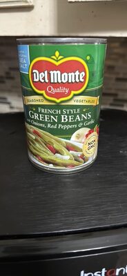 French Style Green Beans with Onions, Red Peppers & Garlic