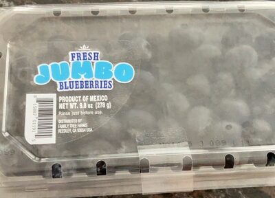 Fresh jumbo blueberries