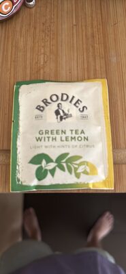 Green Tea with Lemon