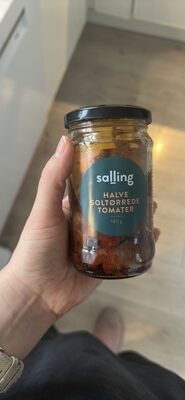 Halve soltørrede tomater