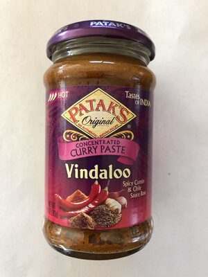 Hot vindaloo curry spice paste