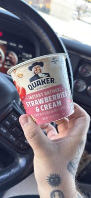 Instant Oatmeal Strawberries & Cream