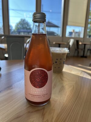 Kombucha Strawberry Fields