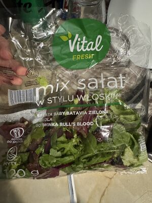 mix sałat w stylu włoskim