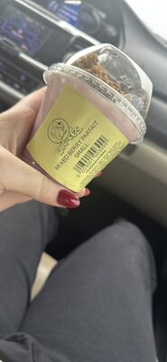 MIXED BERRY PARFAIT SMALL