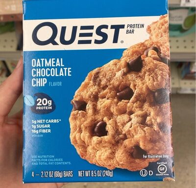 Oatmeal chocolate chip protein bar