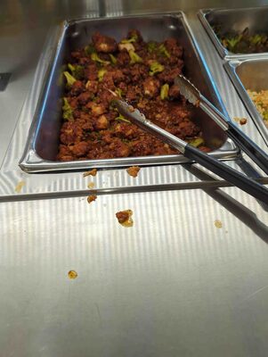 Orange chicken and broccoli