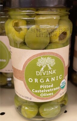 Organic pitted castelvetrano olives