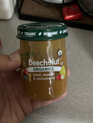 Organics pear, mango & strawberry